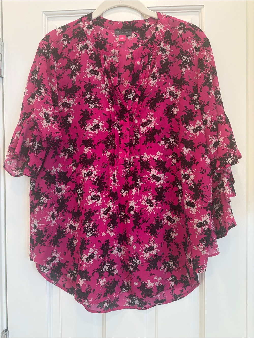 Vince Camuto Magenta Floral Ruffle-Sleeve Blouse